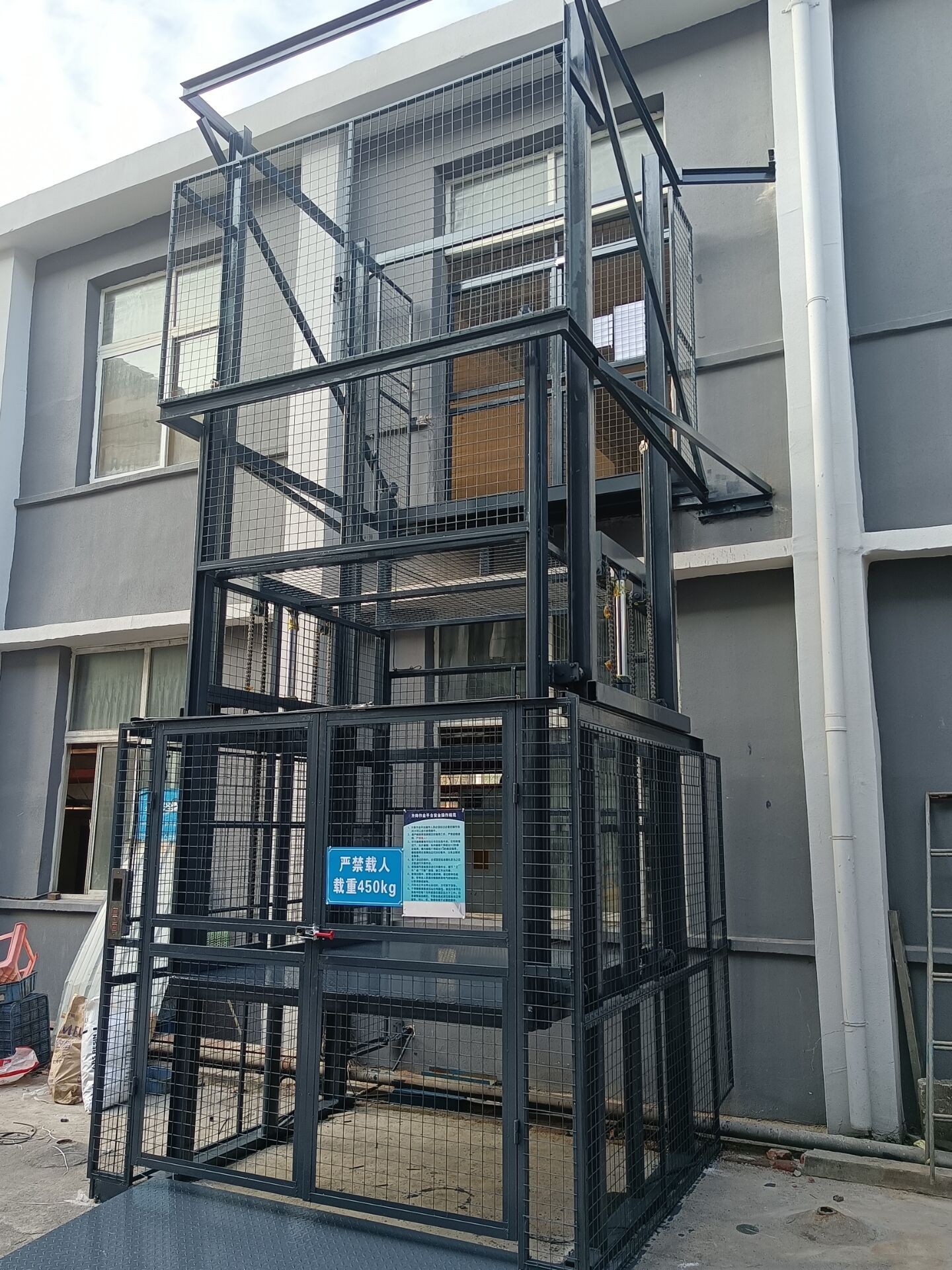 如何高效维修液压升降机货梯？